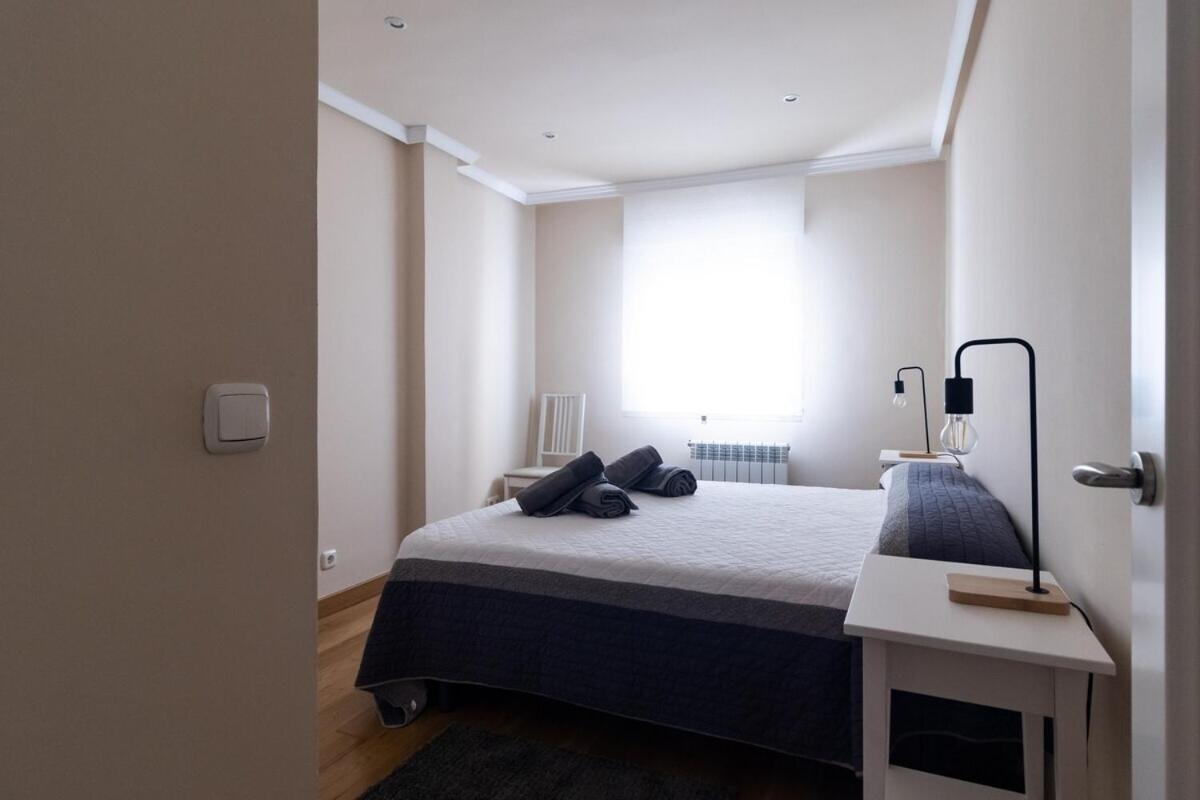 Apartamento Centro Gijon Con Parking Appartamento Esterno foto