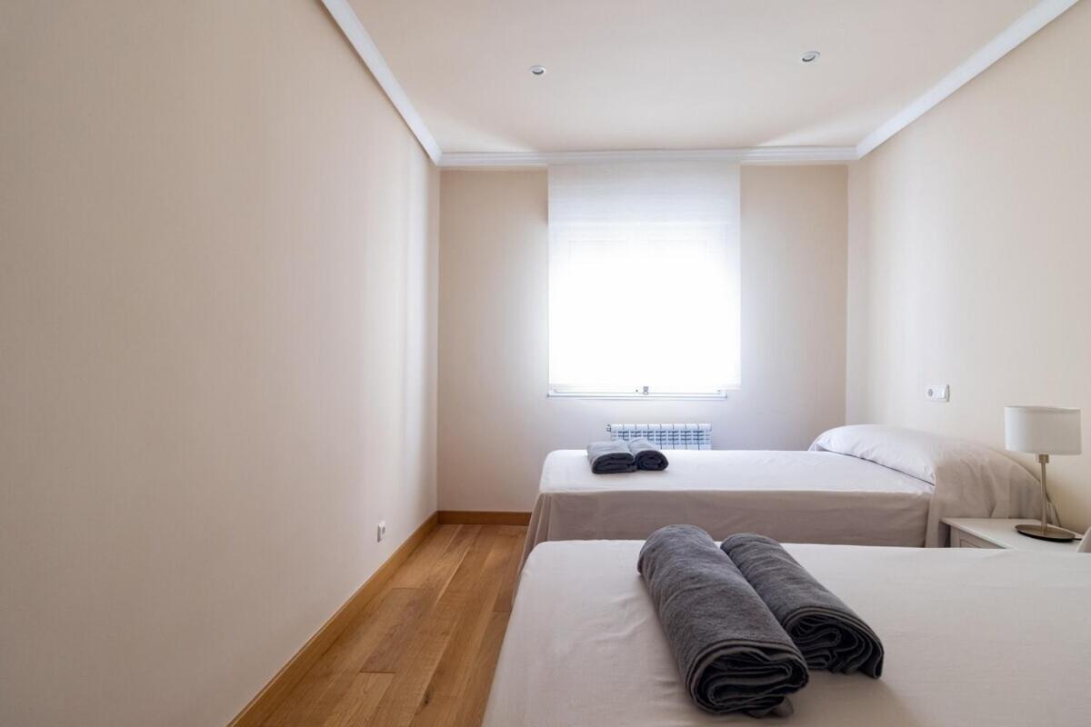 Apartamento Centro Gijon Con Parking Appartamento Esterno foto